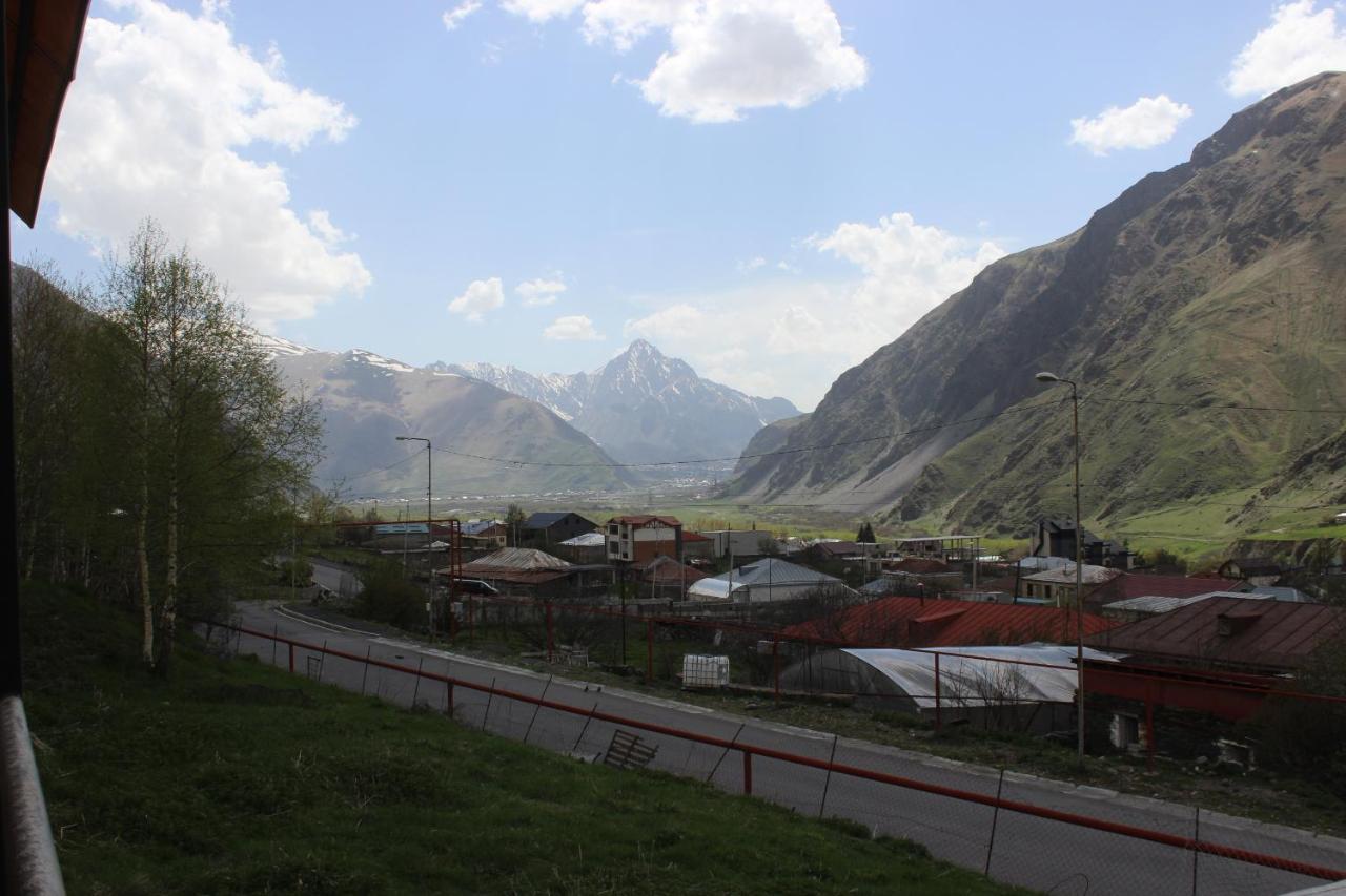 Hotel Golden Star Kazbegi Zewnętrze zdjęcie