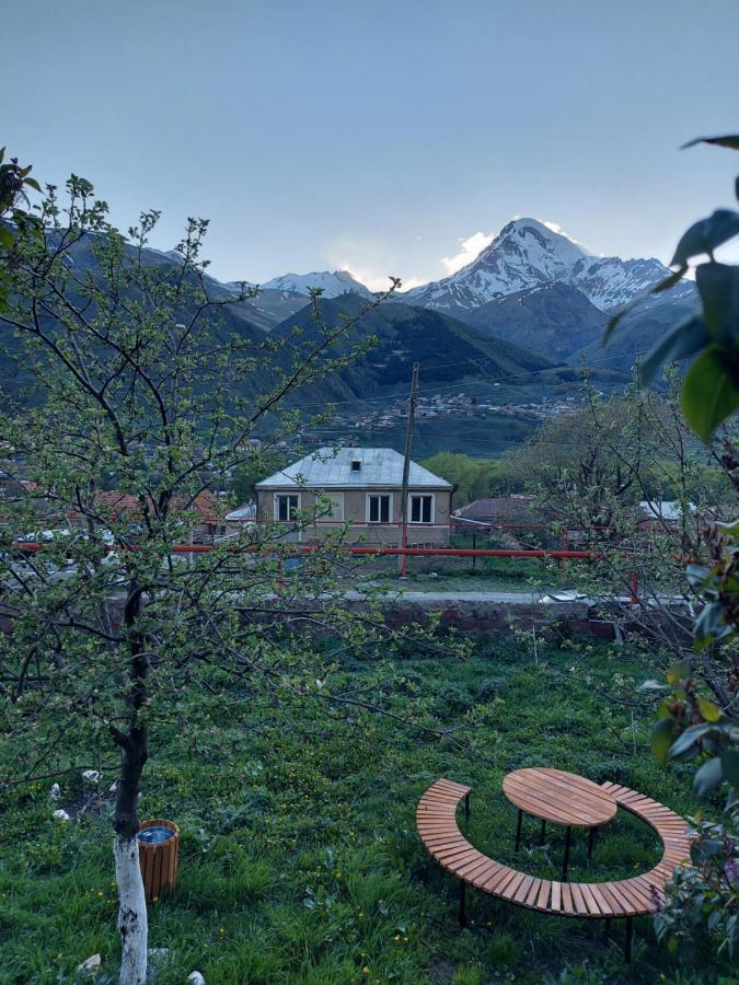 Hotel Golden Star Kazbegi Zewnętrze zdjęcie